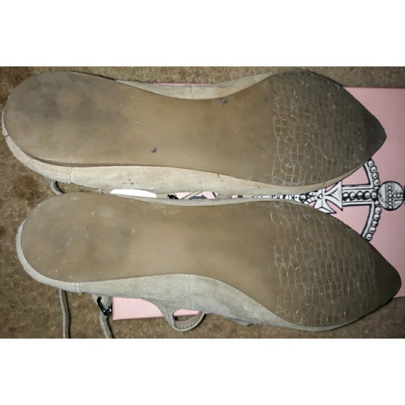 Flats - Picture 5 of 7